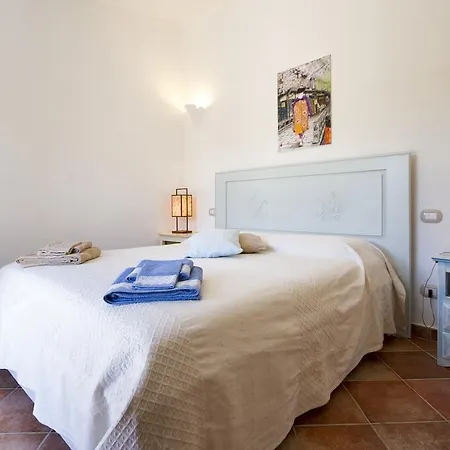 Casa La Liccia Guest House Arzachena Exterior photo